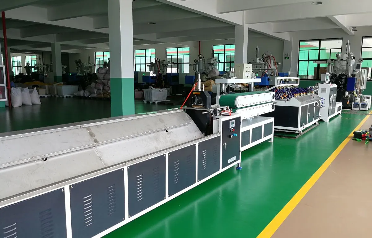 plastic-lighting-profile-extrusion-line