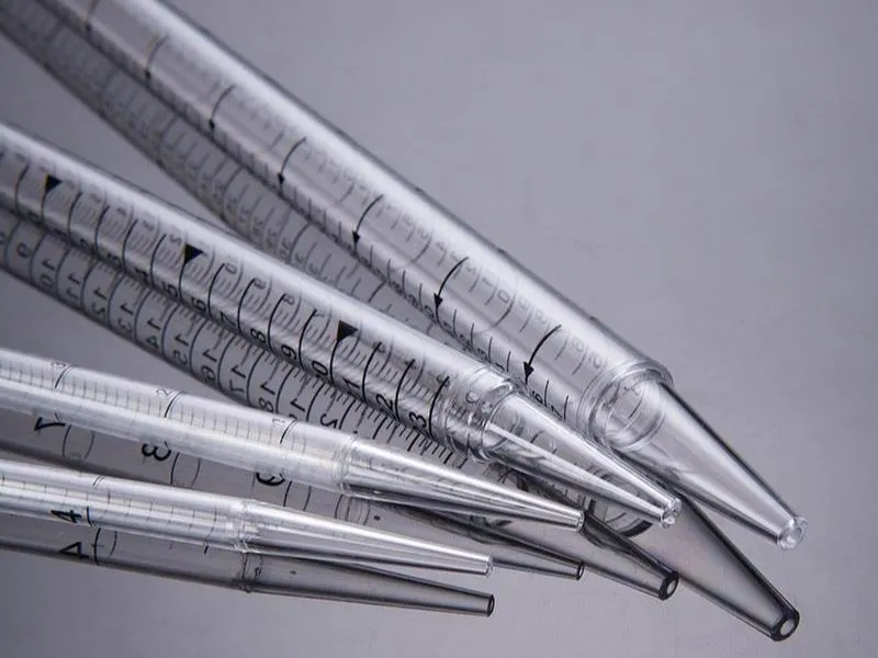 pipettes sérologiques en plastique échantillons