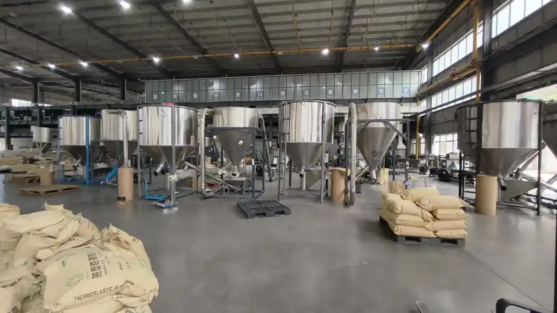 Thermoplastic Elastomer Supplier-A corner of the TPE raw material production workshop