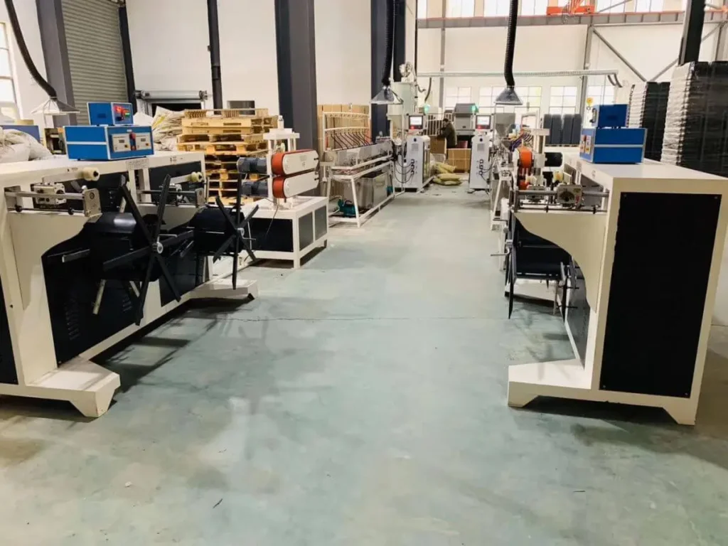 flexible-tube-extrusion-machine-line