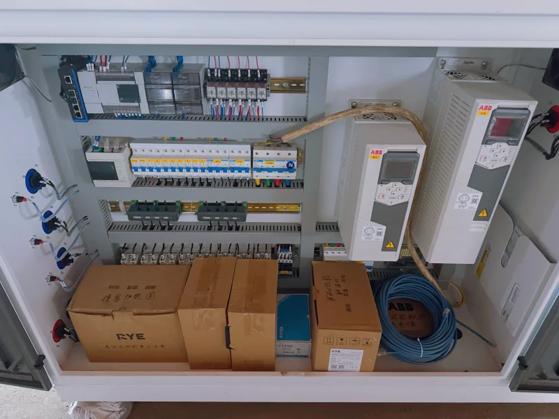 Jinxin plastic extrusion machinery service includes wear parts that are packed together with the main extruder in the shipping box at the time of delivery