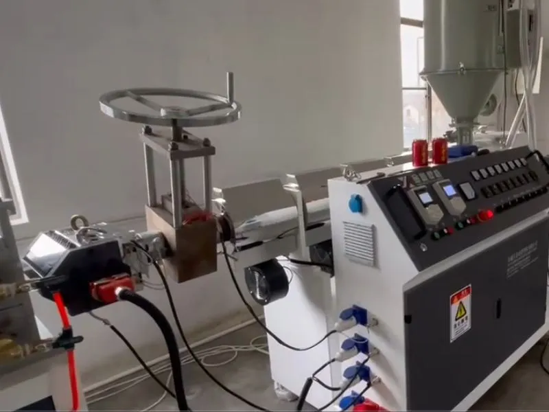 the main extruder of TPE tourniquet extrusion line